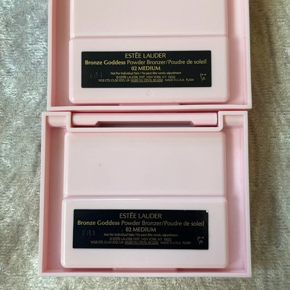 Brand New Estee Lauder x Lilly Pulitzer Cosmetic Bag Bronzers PUR Barbie Brush